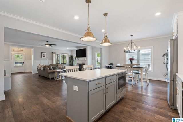 2037 ADAMS RIDGE DRIVE, Chelsea, AL 35043