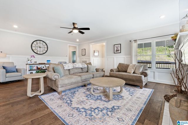 2037 ADAMS RIDGE DRIVE, Chelsea, AL 35043
