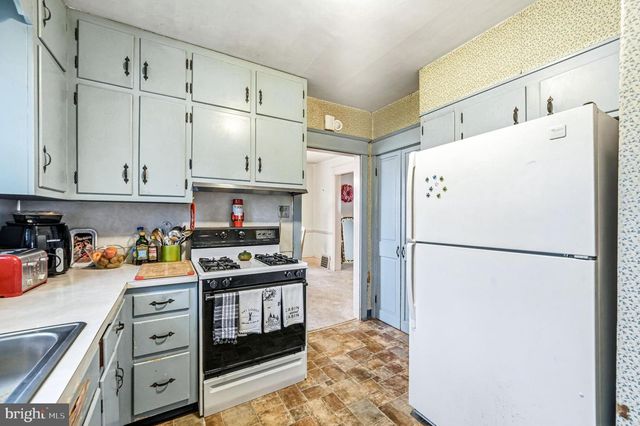 219 HARDING AVE, Westmont, NJ 08108