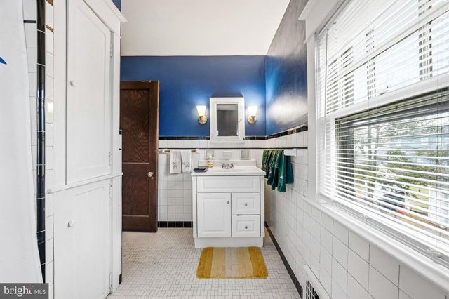 219 HARDING AVE, Westmont, NJ 08108