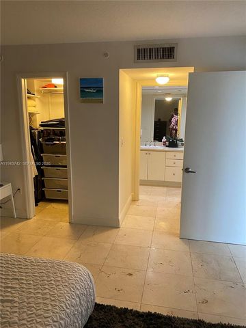 6917 Collins Ave 426, Miami Beach, FL 33141