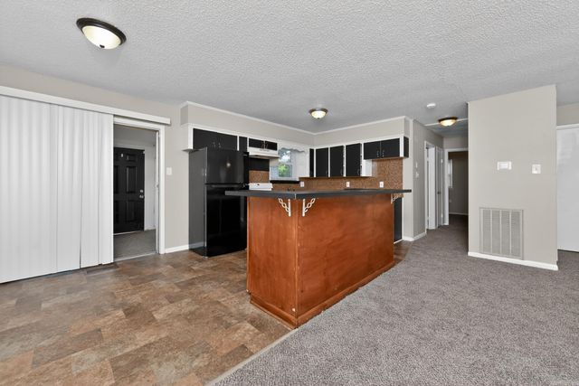 32 Oakview Drive, North Little Rock, AR 72118