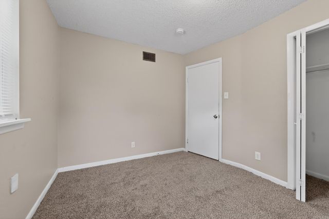 32 Oakview Drive, North Little Rock, AR 72118