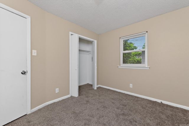 32 Oakview Drive, North Little Rock, AR 72118
