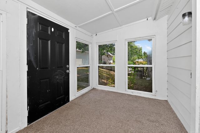 32 Oakview Drive, North Little Rock, AR 72118