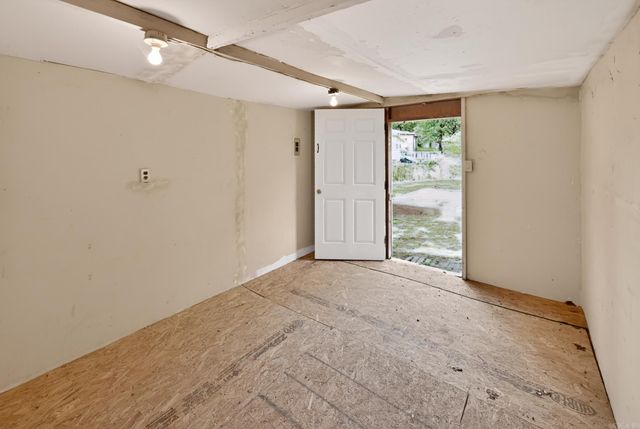 32 Oakview Drive, North Little Rock, AR 72118
