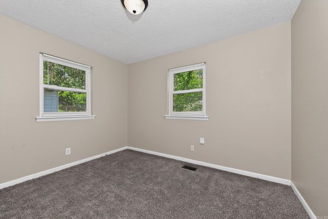 32 Oakview Drive, North Little Rock, AR 72118