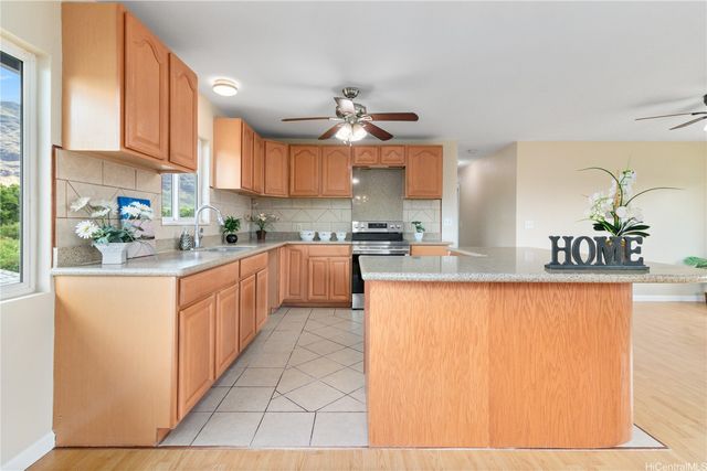 84-950 Lahaina Street B, Waianae, HI 96792