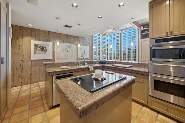 72776 Joshua Tree Street, Palm Desert, CA 92260