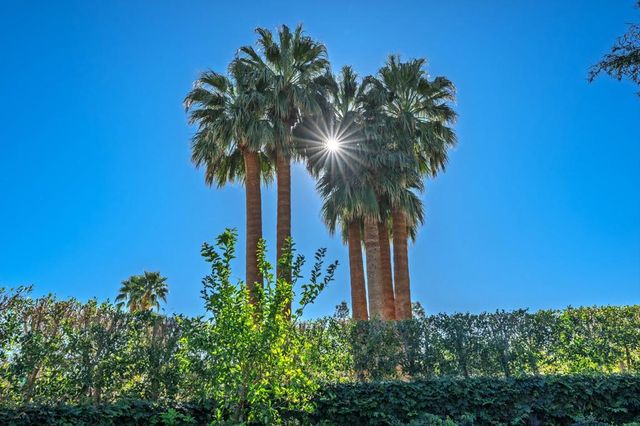 72776 Joshua Tree Street, Palm Desert, CA 92260