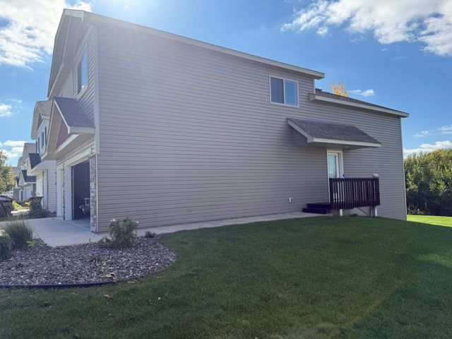 1011 Alexander Court, Montrose, MN 55363