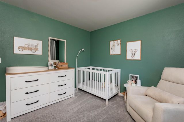 2550 65th Avenue S, Fargo, ND 58104