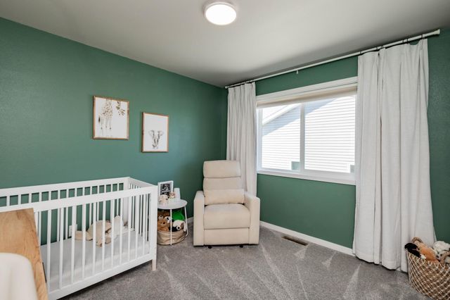 2550 65th Avenue S, Fargo, ND 58104