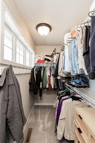 2550 65th Avenue S, Fargo, ND 58104