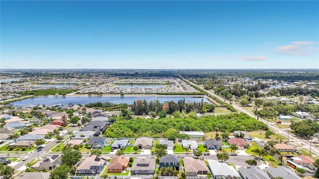 1810 BONITA BLUFF COURT, Ruskin, FL 33570