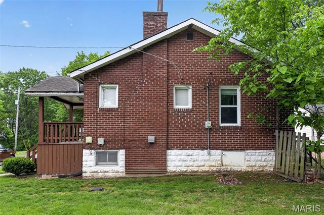 2313 Elco Avenue, St Louis, MO 63114