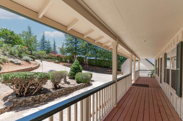 14110 Steven Ln, Pine Grove, CA 95665