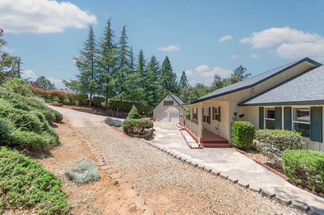14110 Steven Ln, Pine Grove, CA 95665