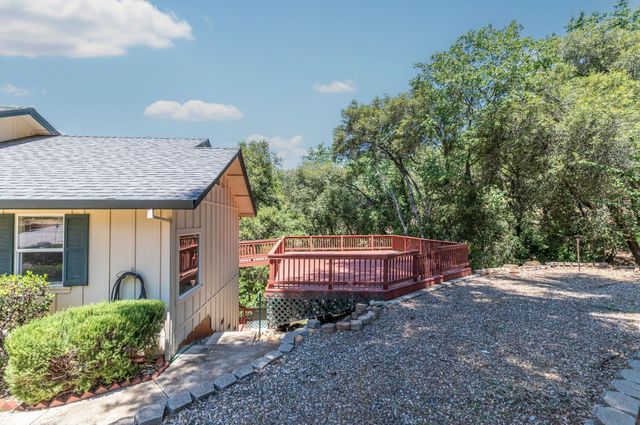 14110 Steven Ln, Pine Grove, CA 95665
