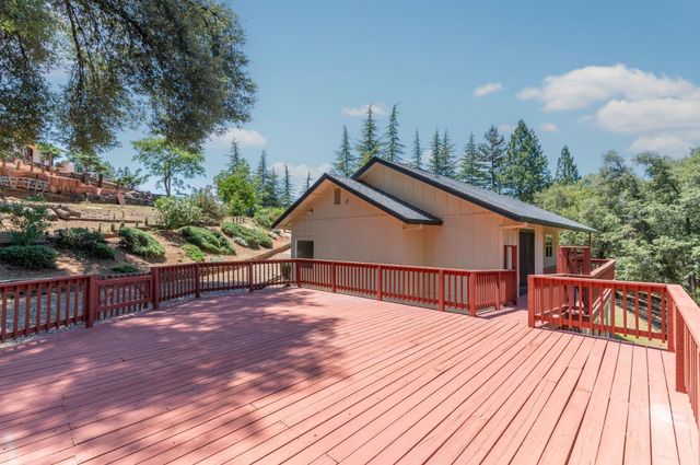 14110 Steven Ln, Pine Grove, CA 95665