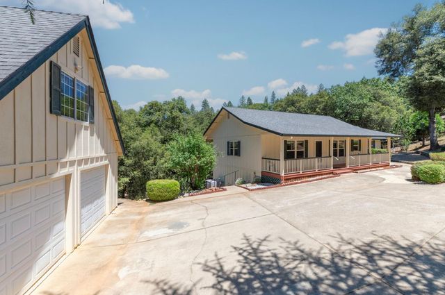 14110 Steven Ln, Pine Grove, CA 95665