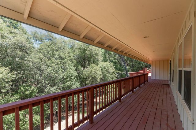 14110 Steven Ln, Pine Grove, CA 95665