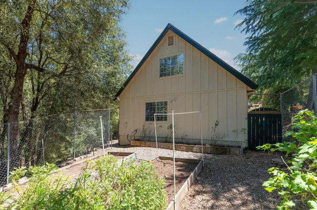 14110 Steven Ln, Pine Grove, CA 95665