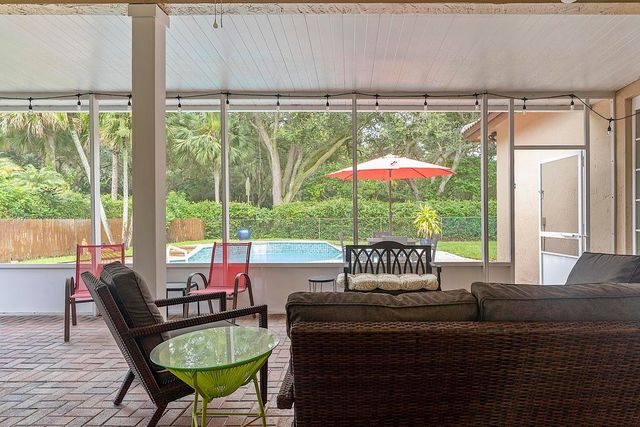 5734 NW 50th Drive, Coral Springs, FL 33067