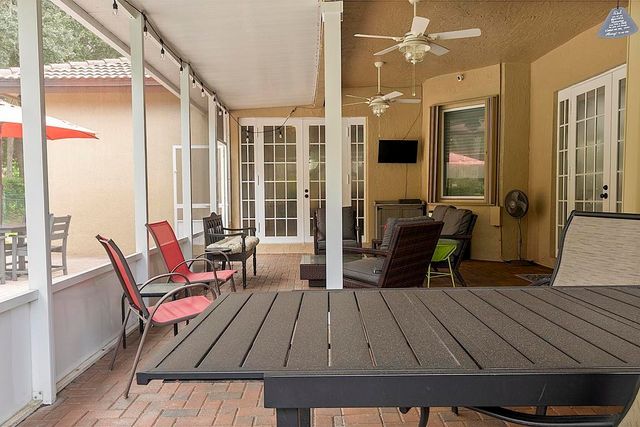 5734 NW 50th Drive, Coral Springs, FL 33067