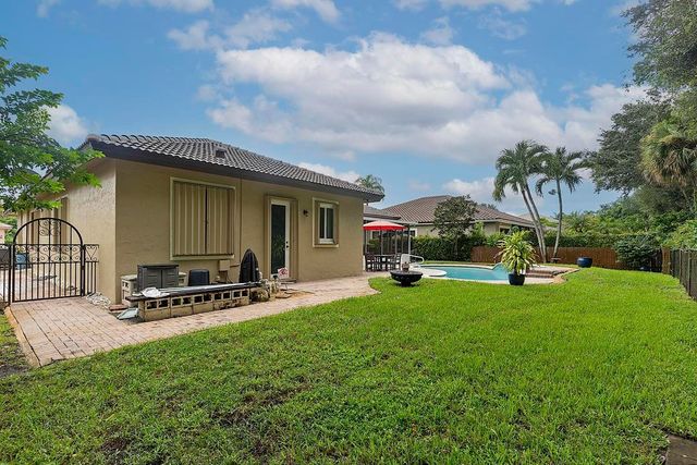 5734 NW 50th Drive, Coral Springs, FL 33067