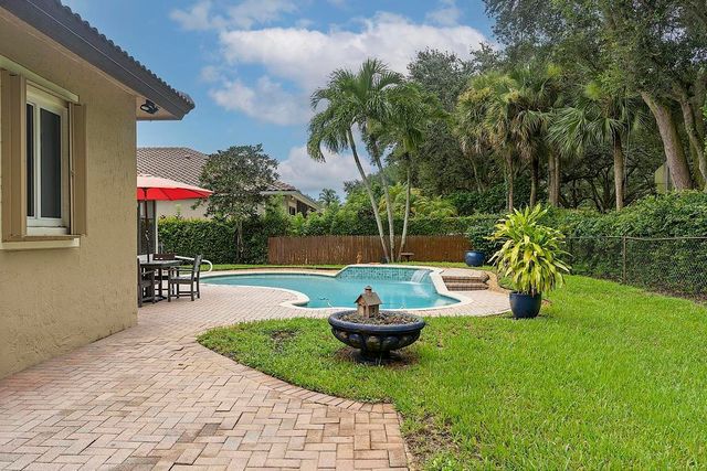 5734 NW 50th Drive, Coral Springs, FL 33067