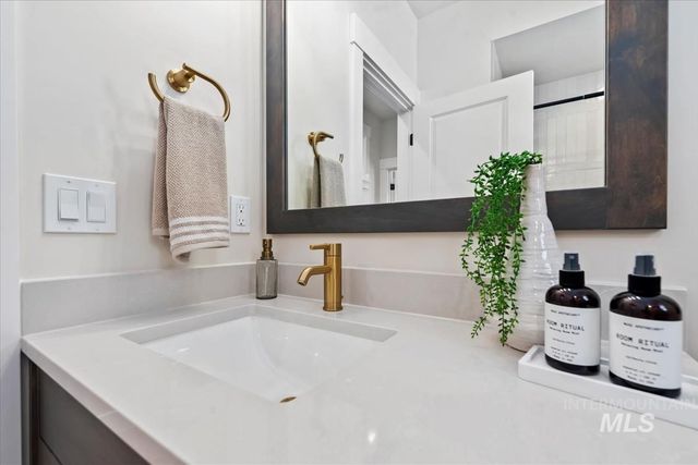 2206 E Rodeo St., Kuna, ID 83634