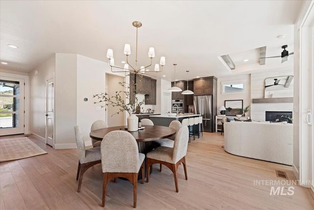 2206 E Rodeo St., Kuna, ID 83634