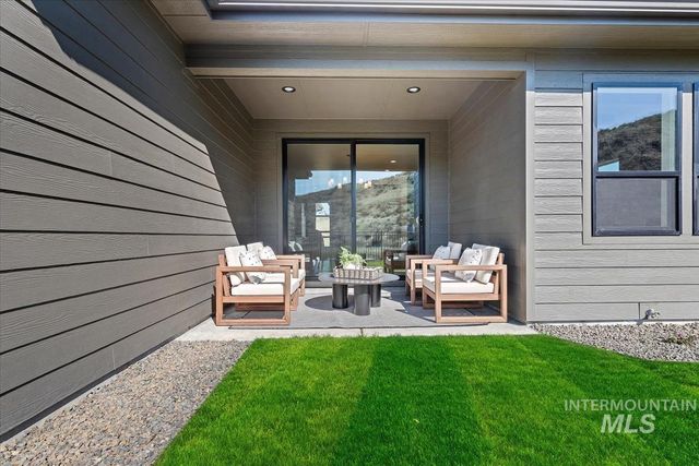 2206 E Rodeo St., Kuna, ID 83634