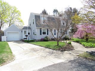 244 Harmony Court, Warwick, RI 02889