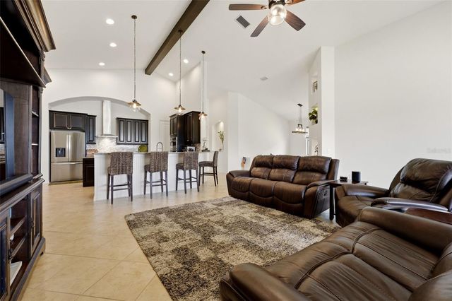 534 CHANTILLY TRAIL, Bradenton, FL 34212
