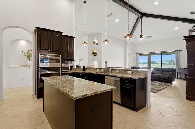 534 CHANTILLY TRAIL, Bradenton, FL 34212