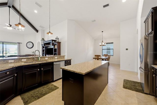 534 CHANTILLY TRAIL, Bradenton, FL 34212