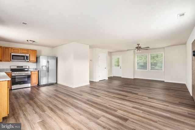 1229 BORDEN RD, Bumpass, VA 23024