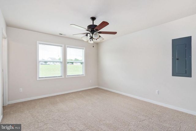 1229 BORDEN RD, Bumpass, VA 23024