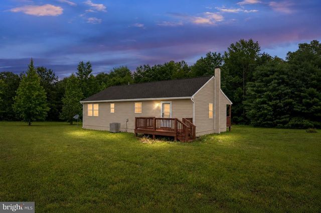 1229 BORDEN RD, Bumpass, VA 23024