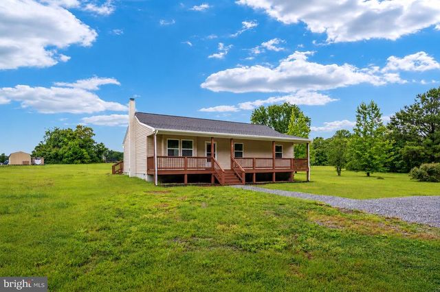 1229 BORDEN RD, Bumpass, VA 23024