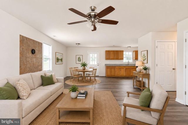 1229 BORDEN RD, Bumpass, VA 23024