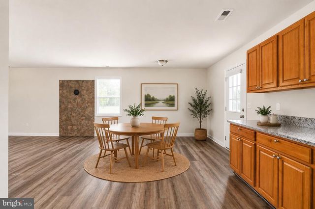 1229 BORDEN RD, Bumpass, VA 23024