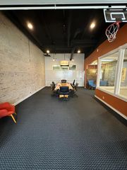 917 Mainstreet 6, Hopkins, MN 55343