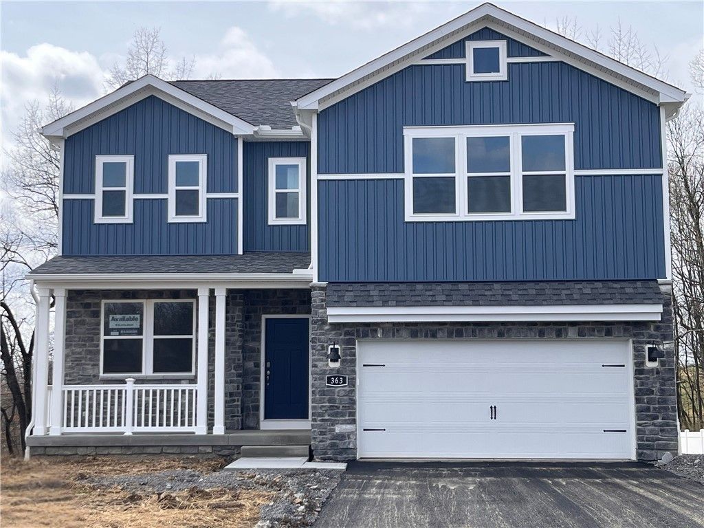 363 Leslie Farms Dr, Connoquenessing Boro, PA 16033