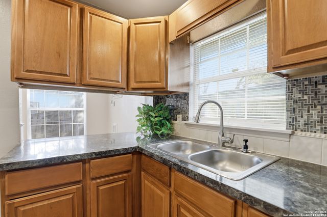 2714 TAMPICO ST, San Antonio, TX 78207