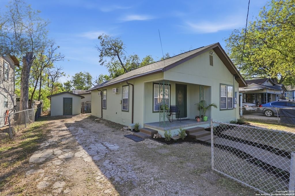 2714 TAMPICO ST, San Antonio, TX 78207