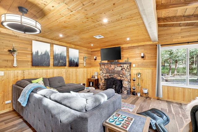 53570 Idyllbrook Drive, Idyllwild, CA 92549