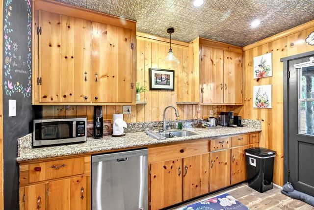 53570 Idyllbrook Drive, Idyllwild, CA 92549